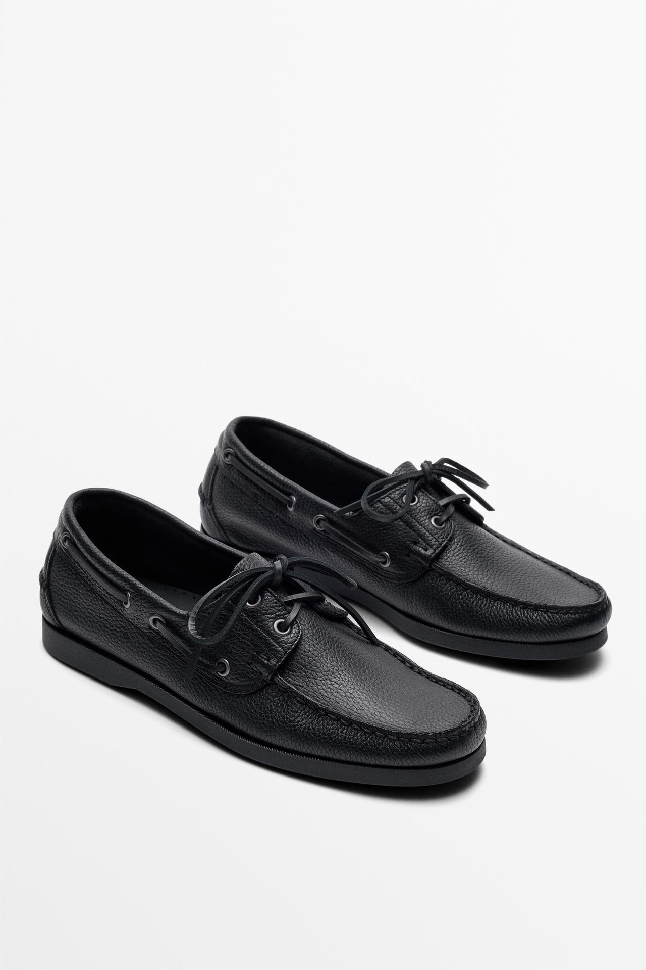 Leather boat shoe — Black