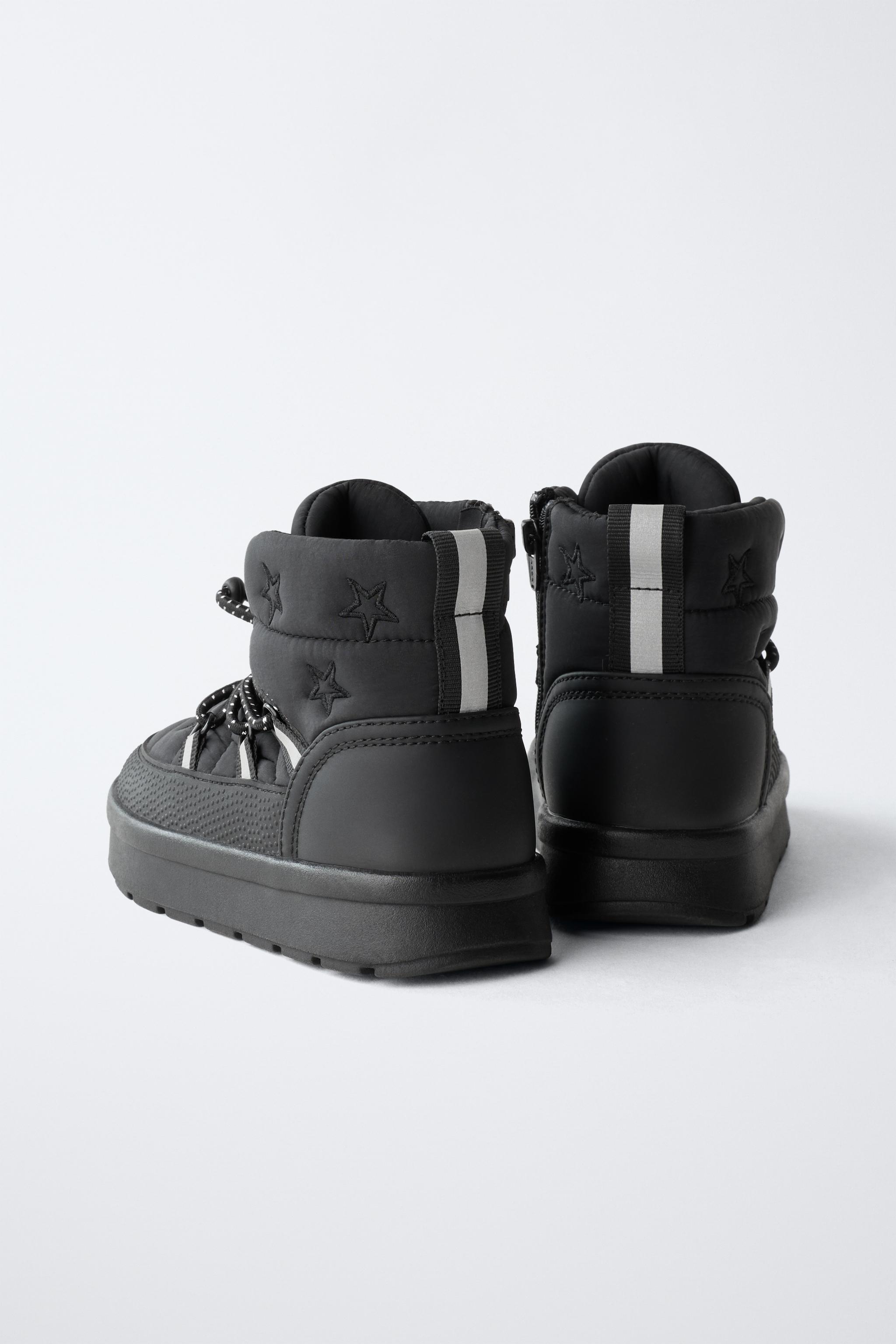 WATER REPELLENT SNOW BOOTS