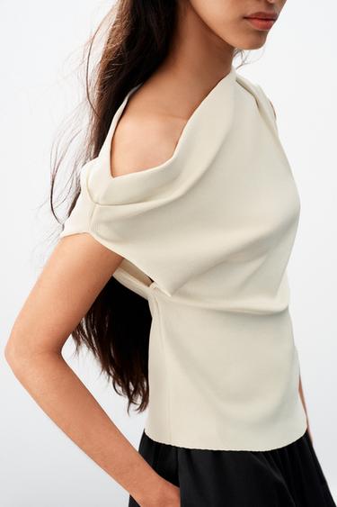 TOP ASYMÉTRIQUE EN MAILLE - Écru de Zara - Image 4