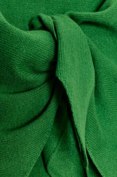 BANDANA TRIANGULAR LANA 100% - Verde de Zara