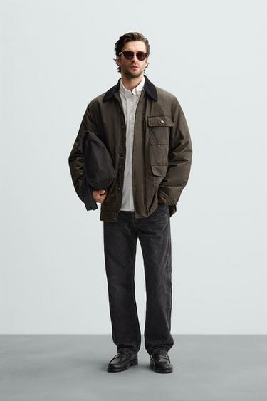 PARKA ENCERADA CUELLO COMBINADO - Khaki de Zara - Imagen 0