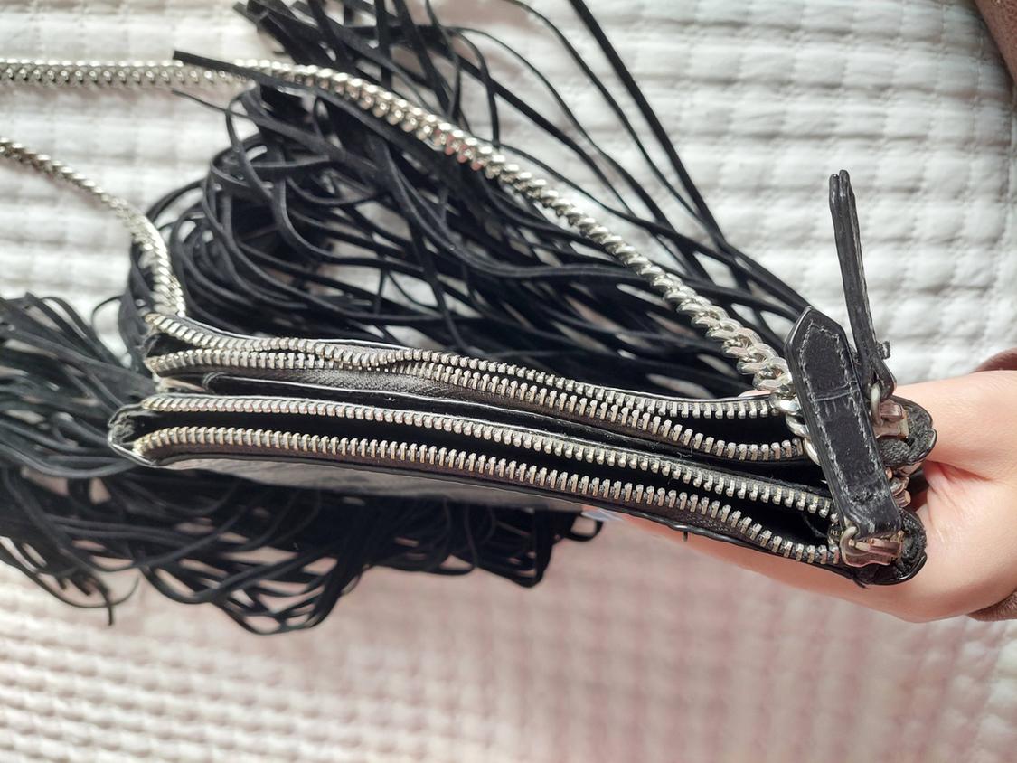 BLACK FRINGE BAG - Image 4