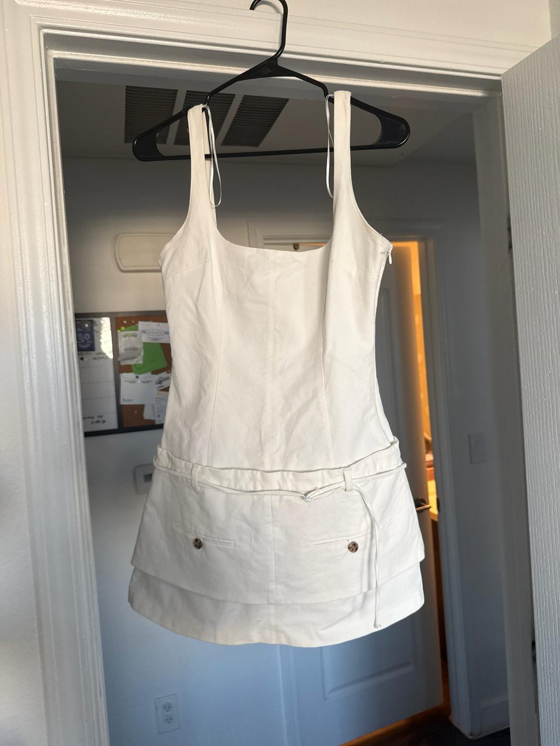 BELTED FITTED DRESS - Image 4