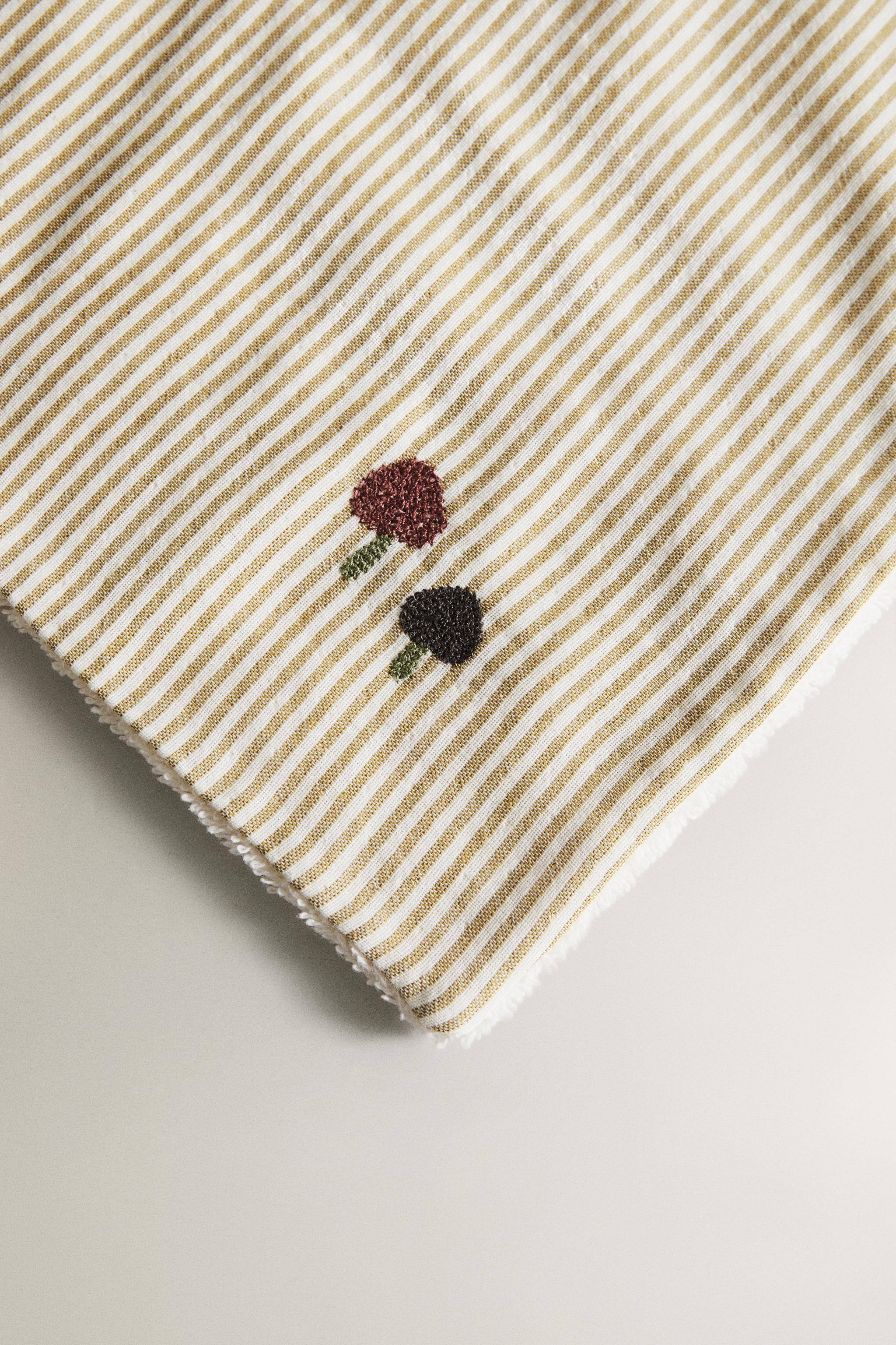 BABY CHIFFON STRIPED BATH TOWEL