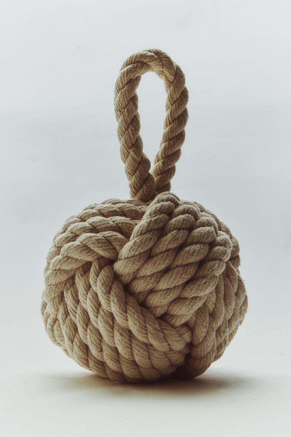 KNOTTED DOORSTOP