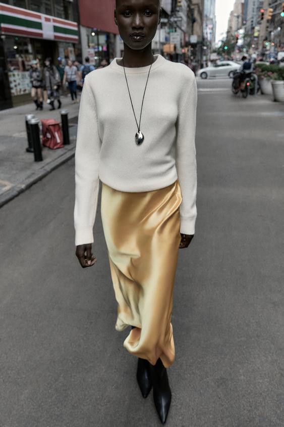 JUPE MI-LONGUE SATINÉE