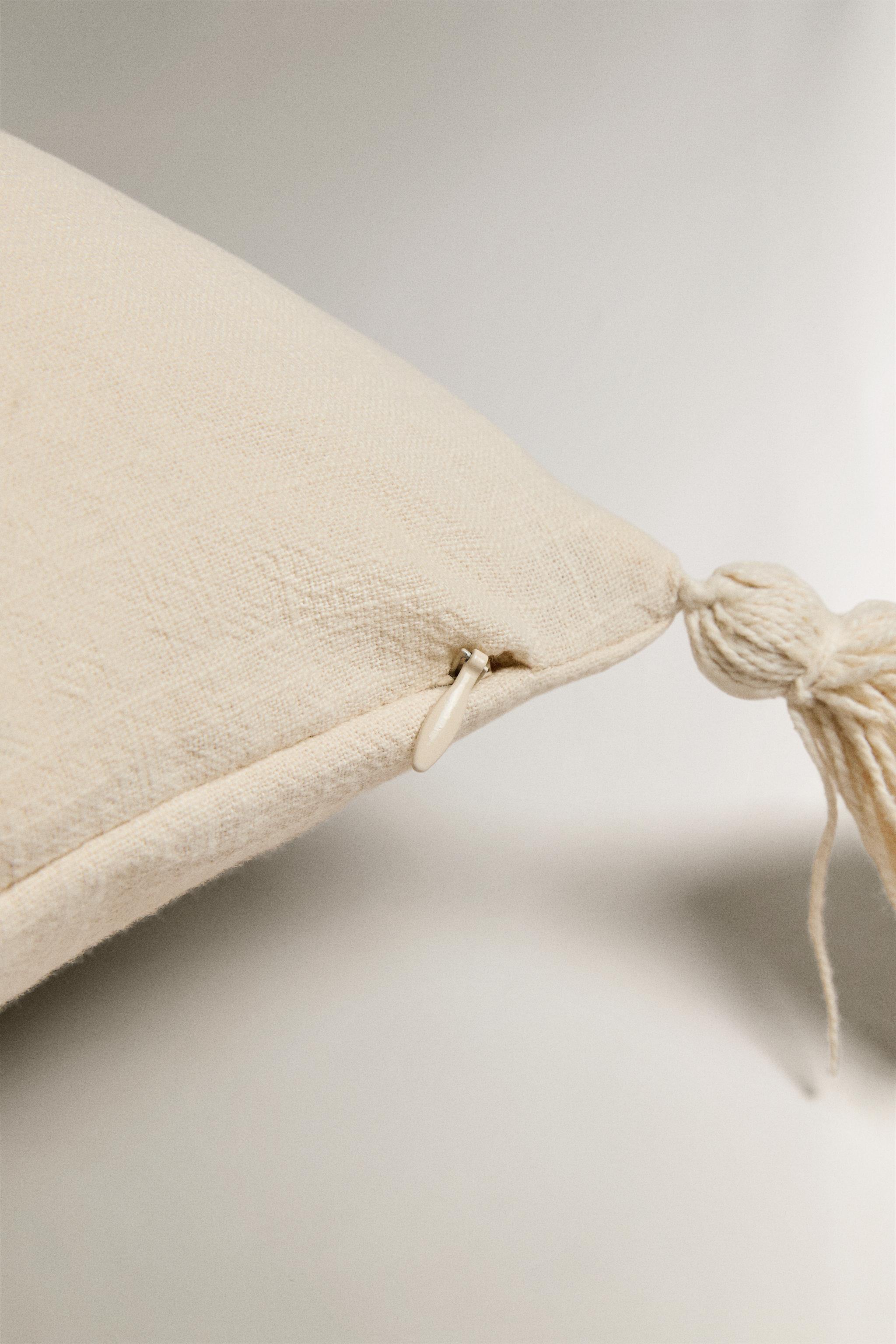 TUFTING THROW PILLOW COVER
