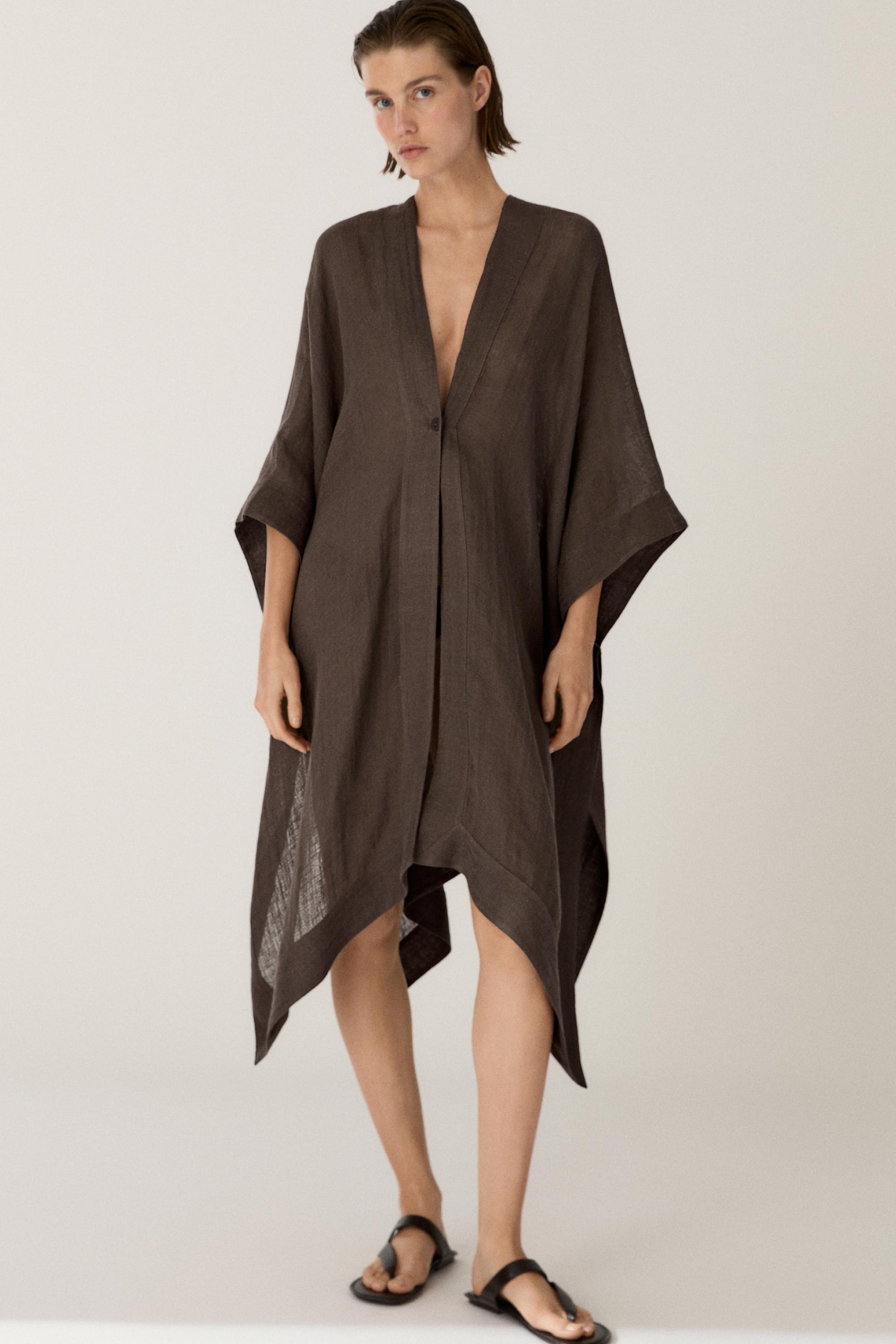 Flowing 100% linen oversize blouse with back detail