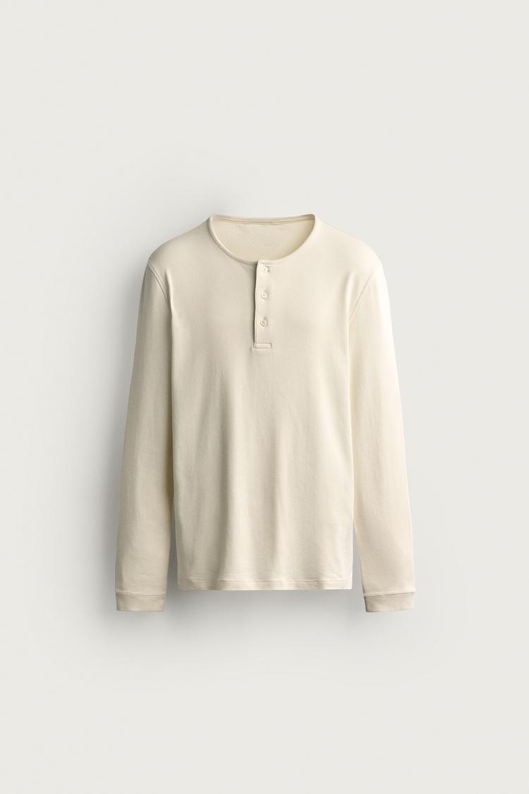 HENLEY T-SHIRT