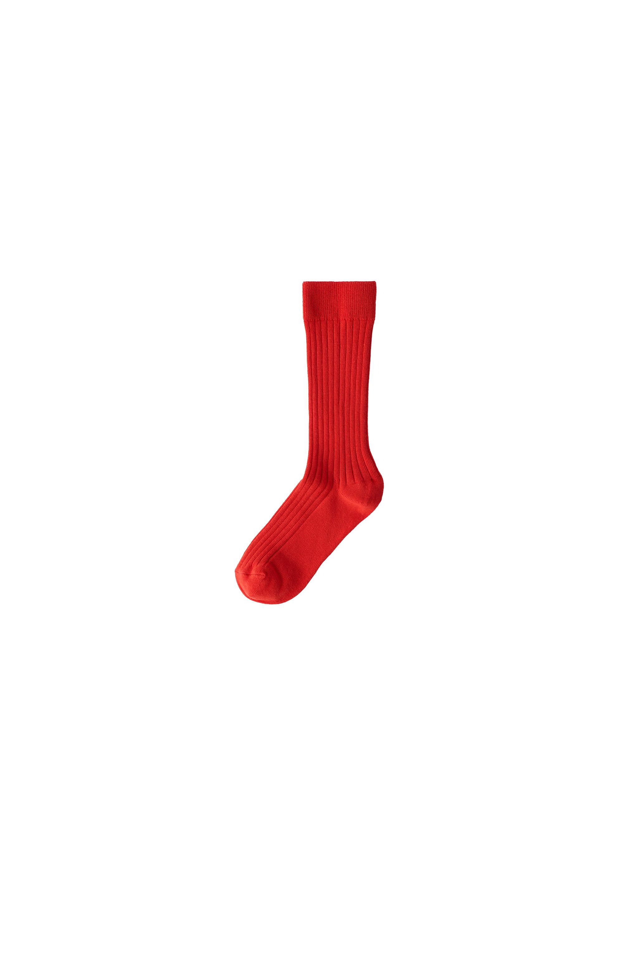 MID-LENGTH RIBBED SOCKS — Red