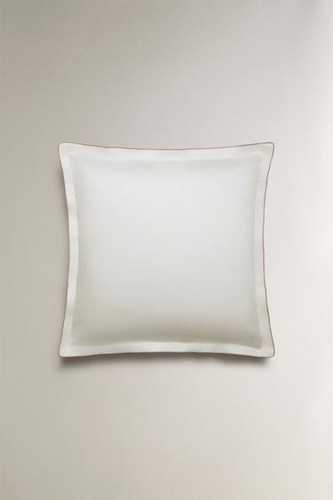 TAIE D’OREILLER SATIN OVERLOCK - Rose de Zara - Image 1