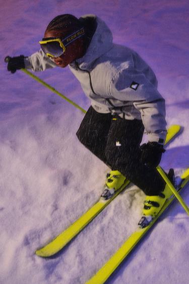 CAZADORA CANGURO WATER RESISTANT Y WINDPROOF RECCO® SYSTEM SKI COLLECTION - Gris claro de Zara