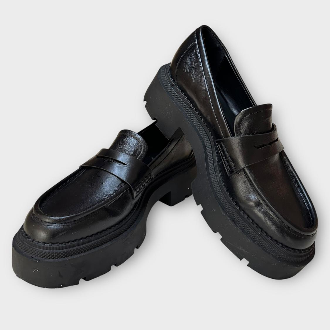 LUG SOLE LEATHER LOAFERS - Image 4