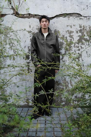 LEATHER EFFECT BOMBER JACKET - Black by Zara