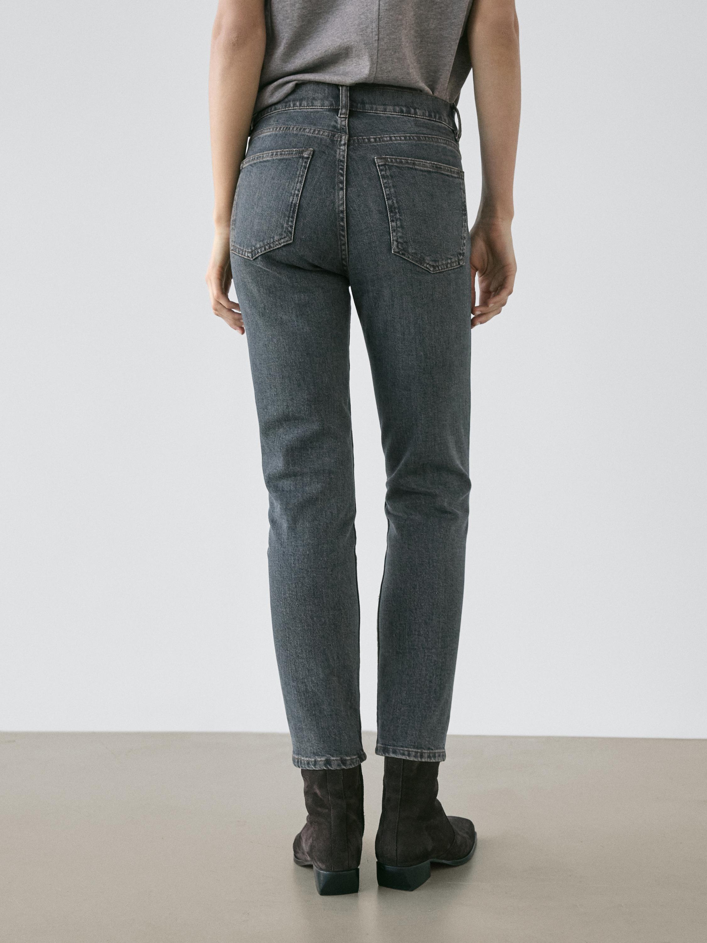 Mid-rise cropped slim fit jeans