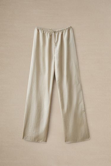 PANTALON FINITION SATINÉE - Beige de Zara - Image 4