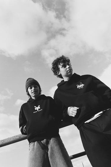 ZOO YORK® X ZARA HOODIE - Black by Zara