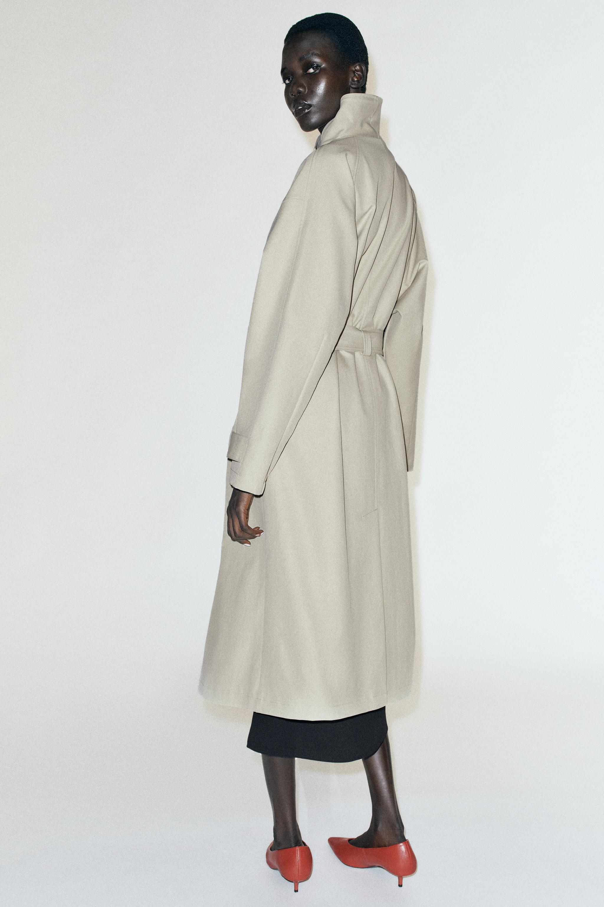 撥水加工入り防風ベルト付きトレンチコート - ストーン | ZARA Japan