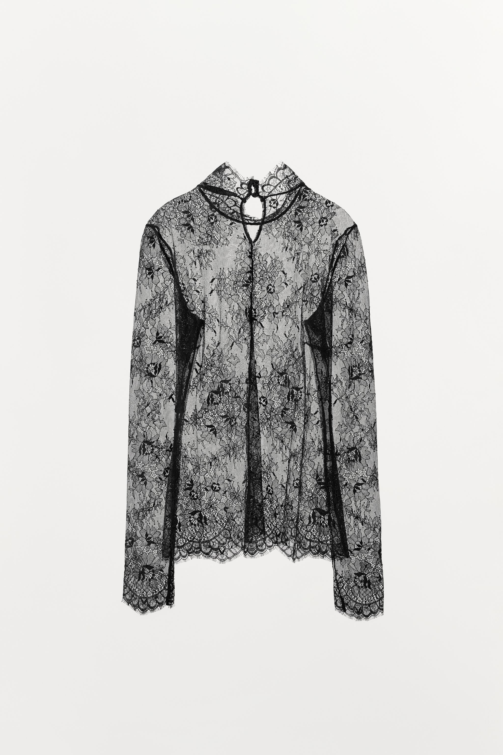HIGH-NECK LACE TOP