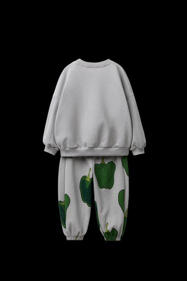 JOGGINGANZUG SWEATSHIRT UND JOGGER MIT PRINT - Perlgrau von Zara