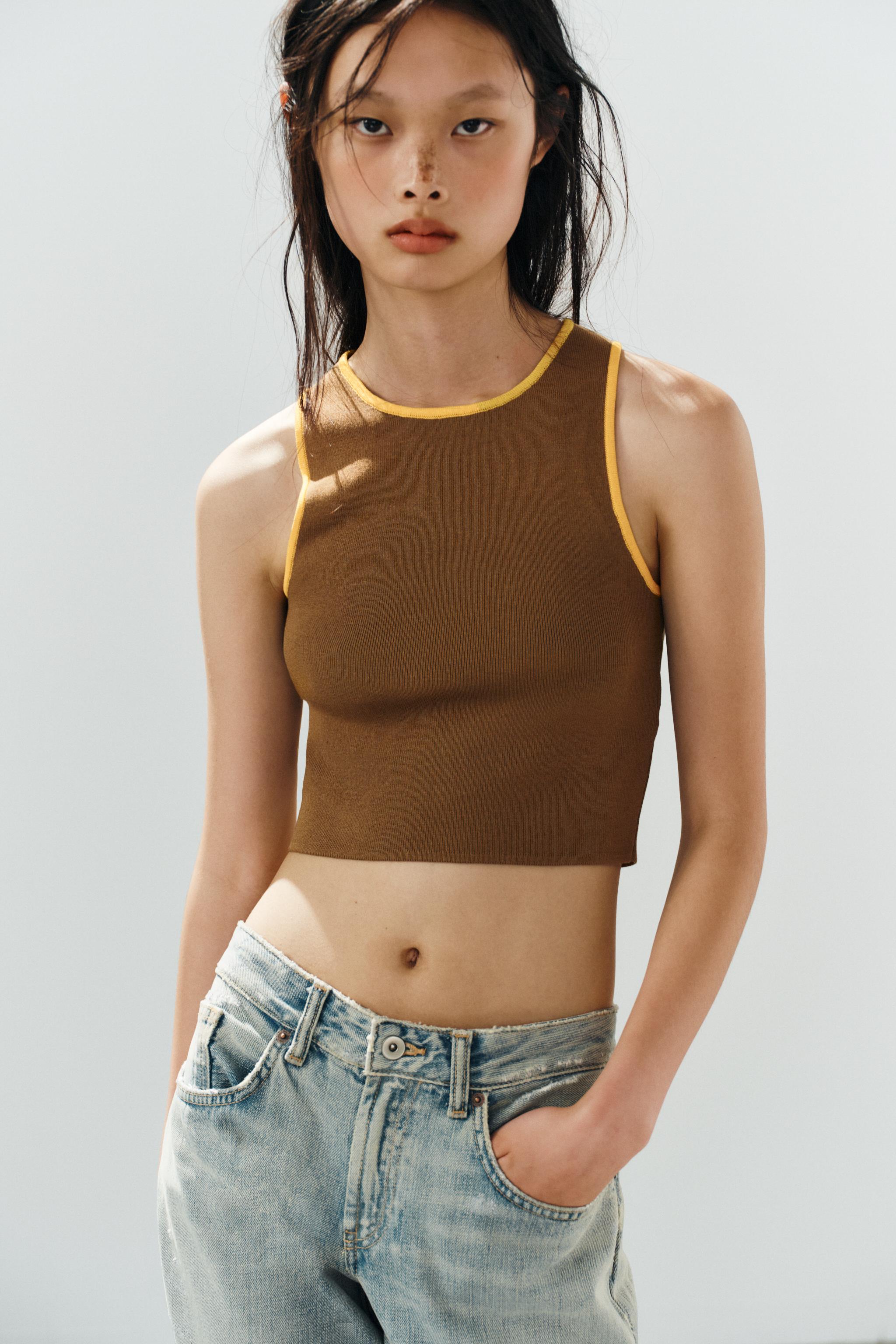 CONTRAST TRIM KNIT CROP TOP — Light beige