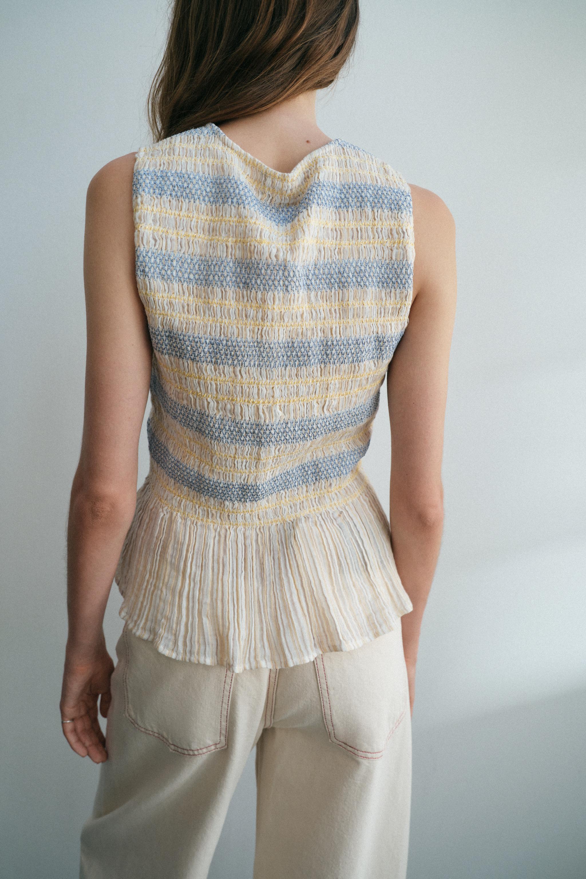 SMOCKED EMBROIDERED TOP