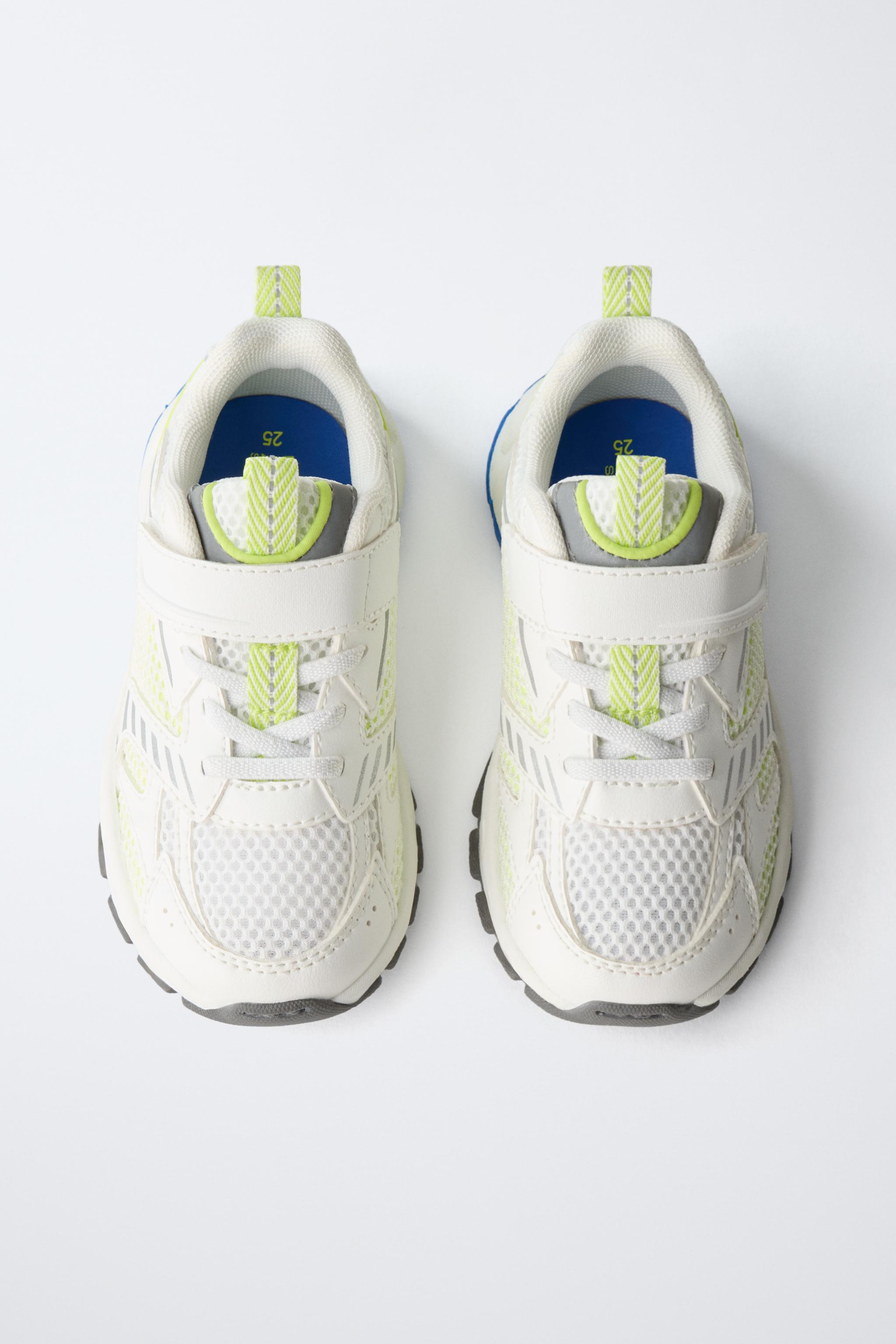 MULTICOLOR ATHLETIC SHOES