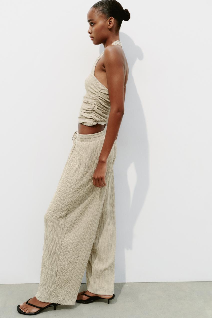 Image 2 of HIGH-WAISTED WIDE TROUSERS from Zara  Trousers women, Wide  trousers, Trending outfits