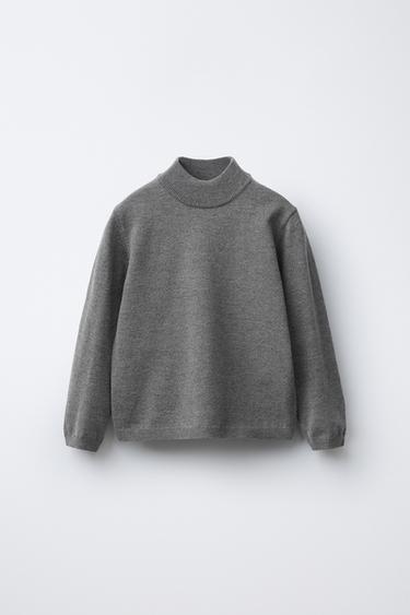 STRICKPULLOVER MIT GERIPPTEM STEHKRAGEN - Grau von Zara