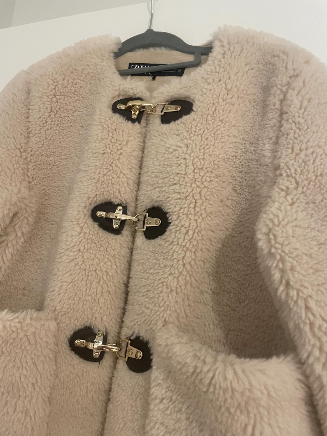 FAUX SHEARLING JACKET WITH LOBSTER CLASPS - Image 2