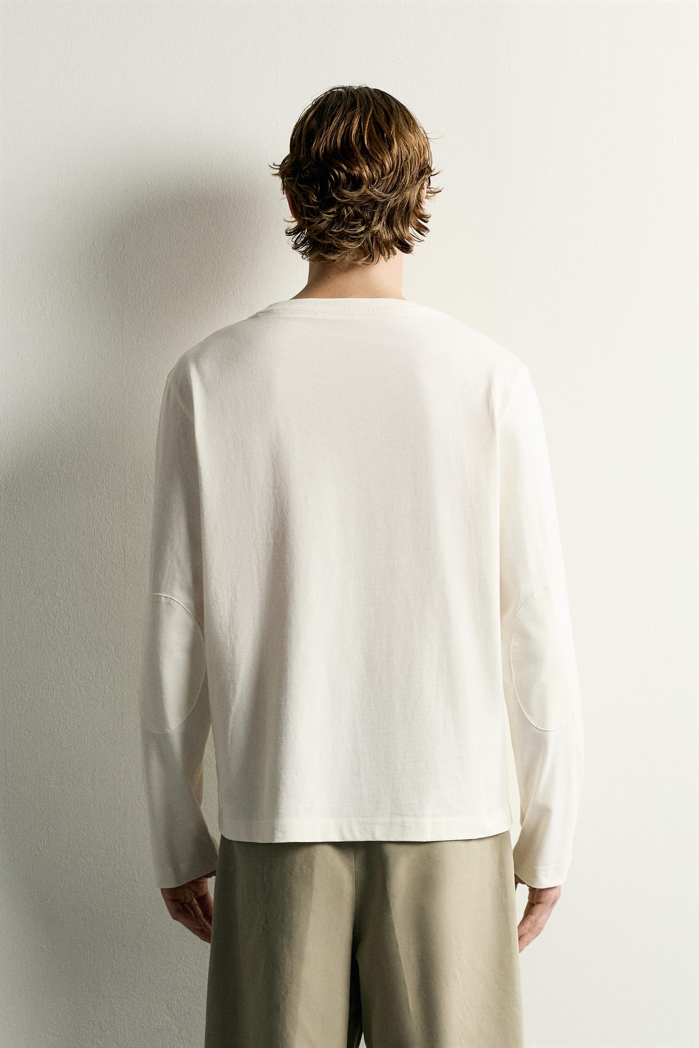 Мужская футболка Zara Relaxed Fit Elbow Patch, цвет: Устричный белый — фото 3