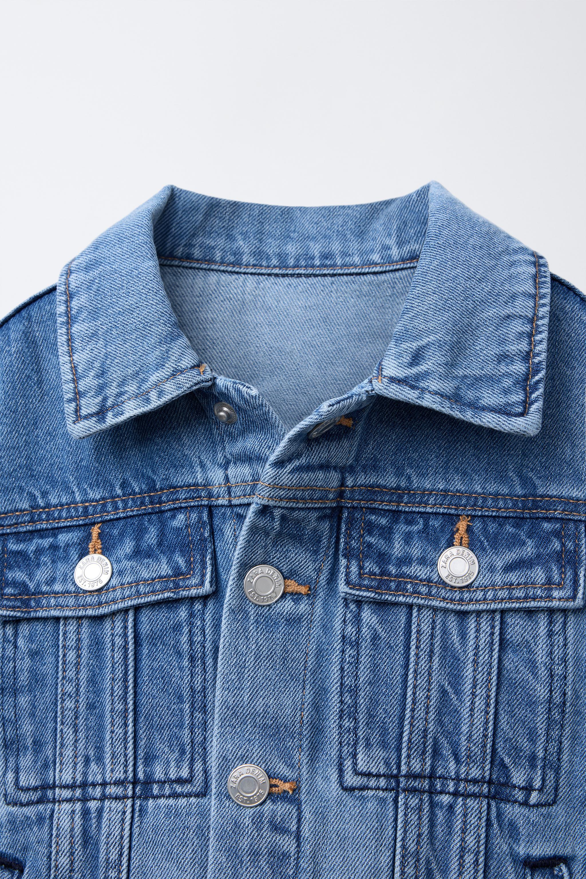 ベーシック デニムジャケット - ミディアムブルー | ZARA Japan ベーシック デニムジャケット - ミディアムブルー | ZARA Japan