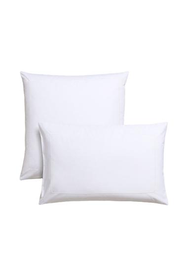 SCALLOPED EDGE COTTON PERCALE PILLOWCASE (800 THREAD COUNT) - White by Zara
