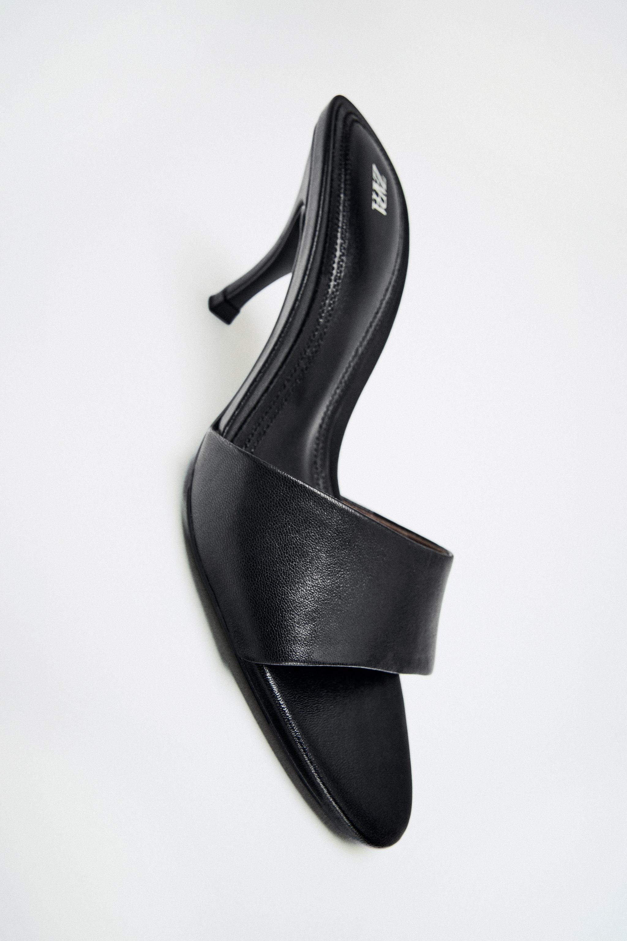 LEATHER HEELED SANDALS
