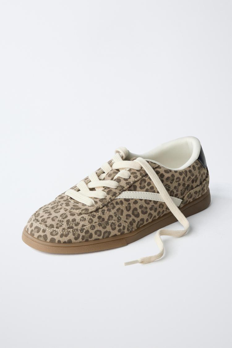TENIS CON ESTAMPADO DE LEOPARDO 7
