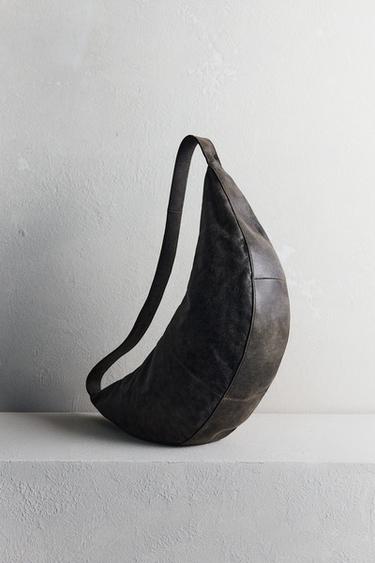 BOLSO PIEL CRAQUELADA - Negro de Zara