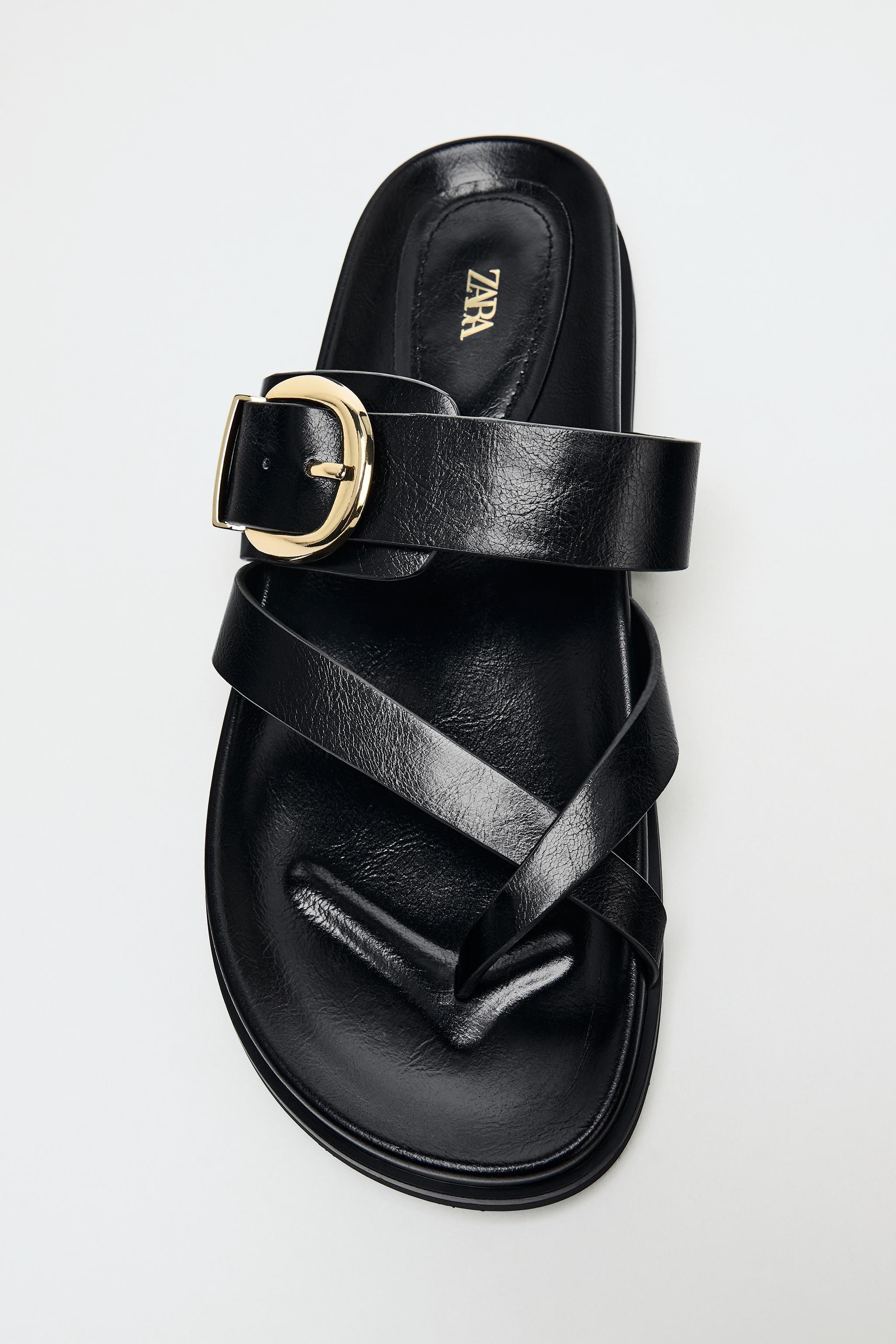 BUCKLED FLAT SANDALS