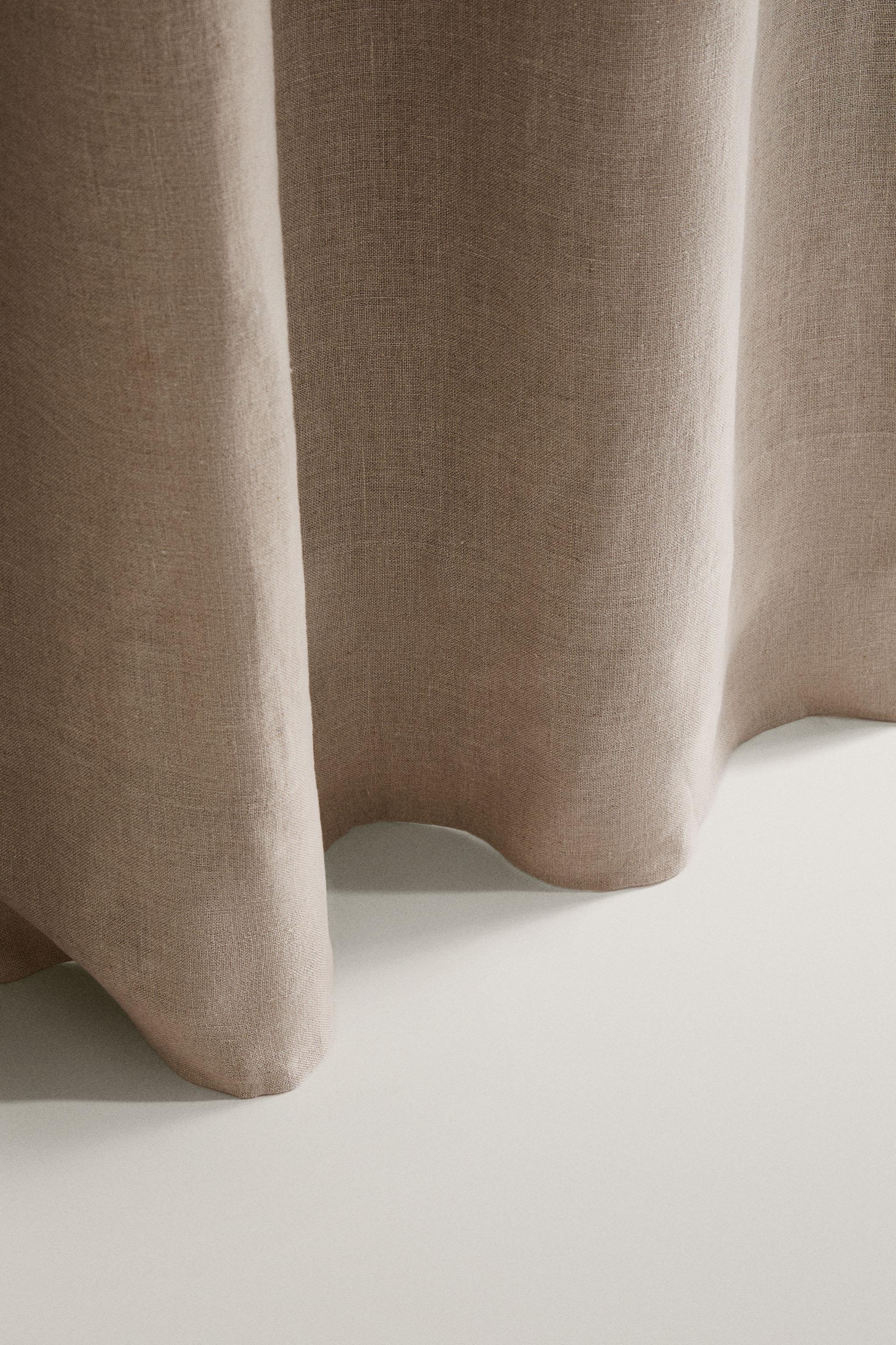 HIGH FILTRATION LINEN CURTAIN