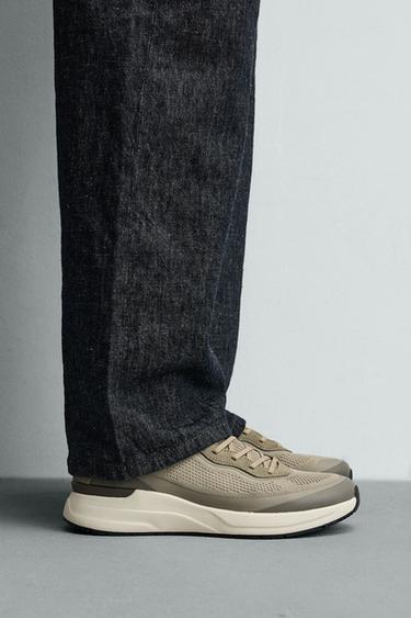 ZAPATILLA DEPORTIVA - Gris Topo de Zara - Imagen 0