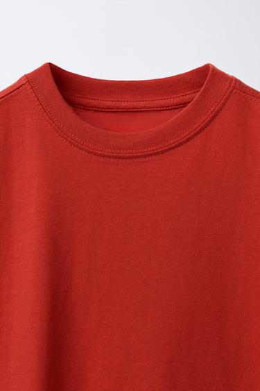 T-SHIRT BASIQUE UNI - Rouge de Zara - Image 2