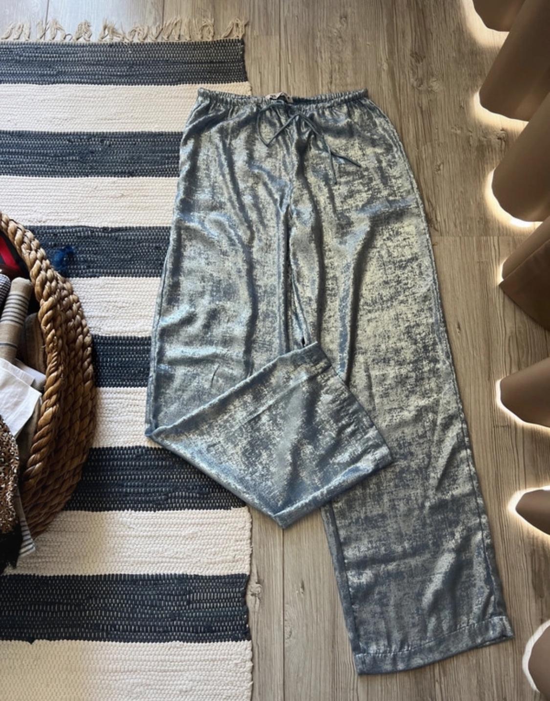 WIDE-LEG FOIL TROUSERS - Image 2