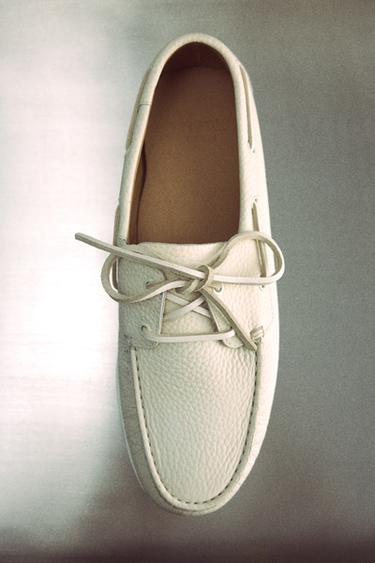 LIMITED EDITION LEATHER DECK SHOES - White by Zara