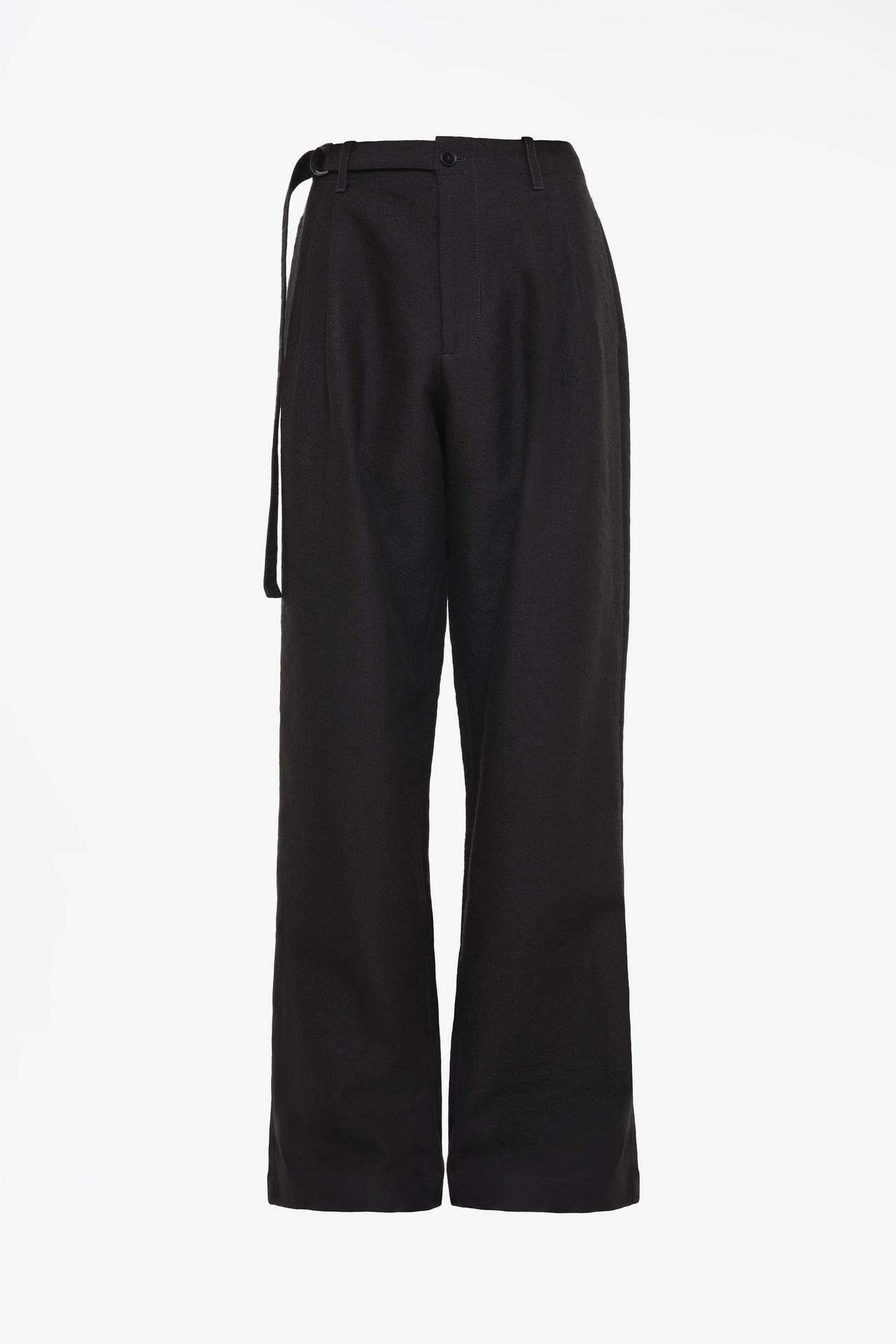 LIMITED EDITION RELAXED FIT PLEATED SUIT PANTS — Black
