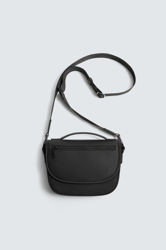 TEXTURED FLAP CROSSBODY BAG