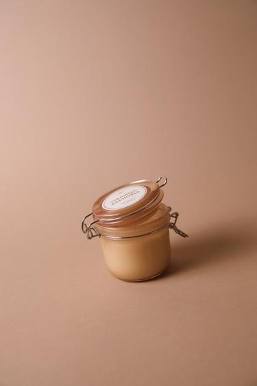 (120 G) TIRAMISU EUPHORIA – DUFTLYS - BRÆNDT KAKI fra Zara