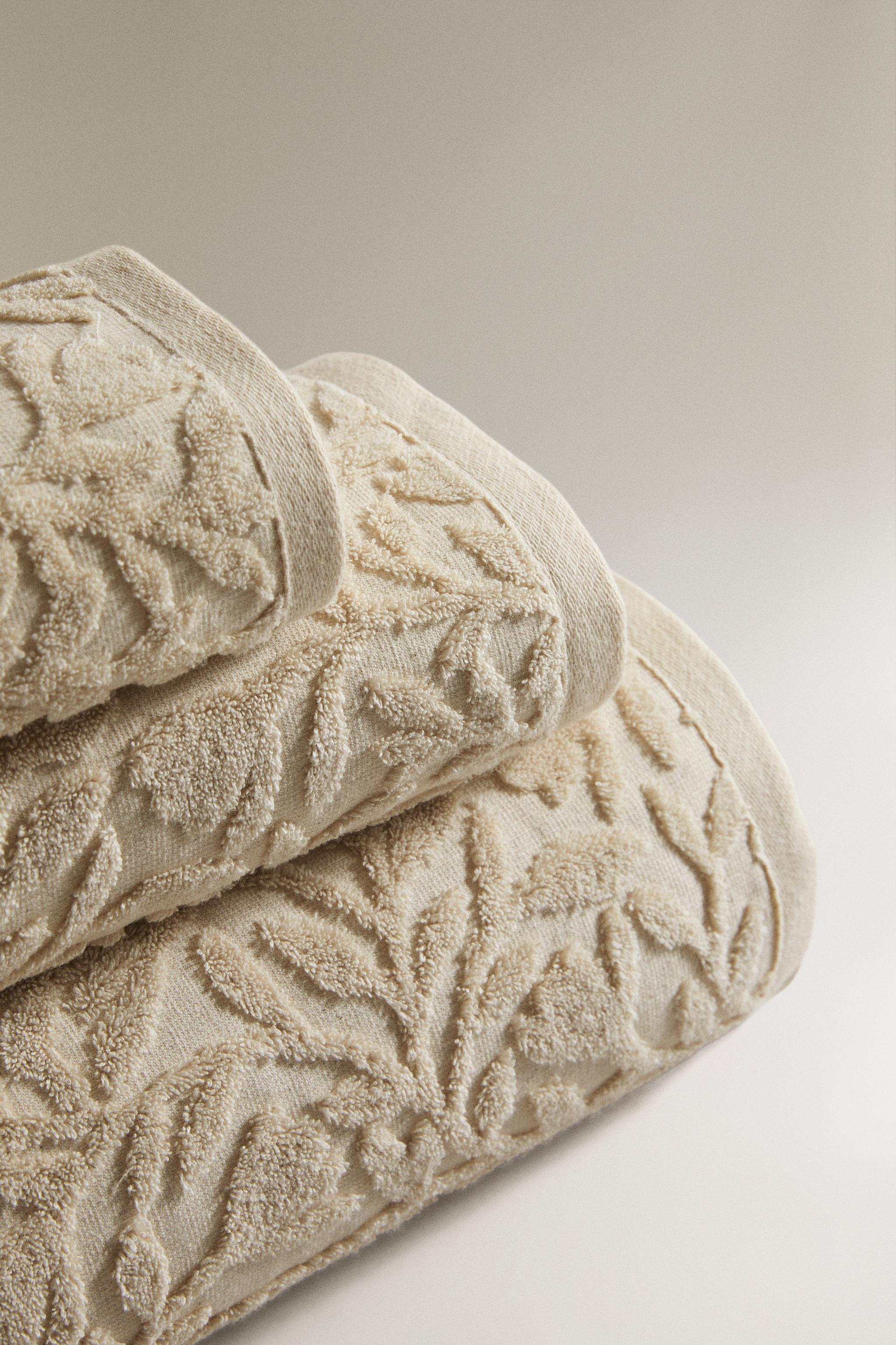 SERVIETTE DE BAIN FRISE BRODÉE