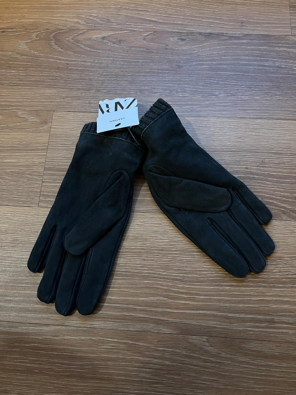 LEATHER GLOVES