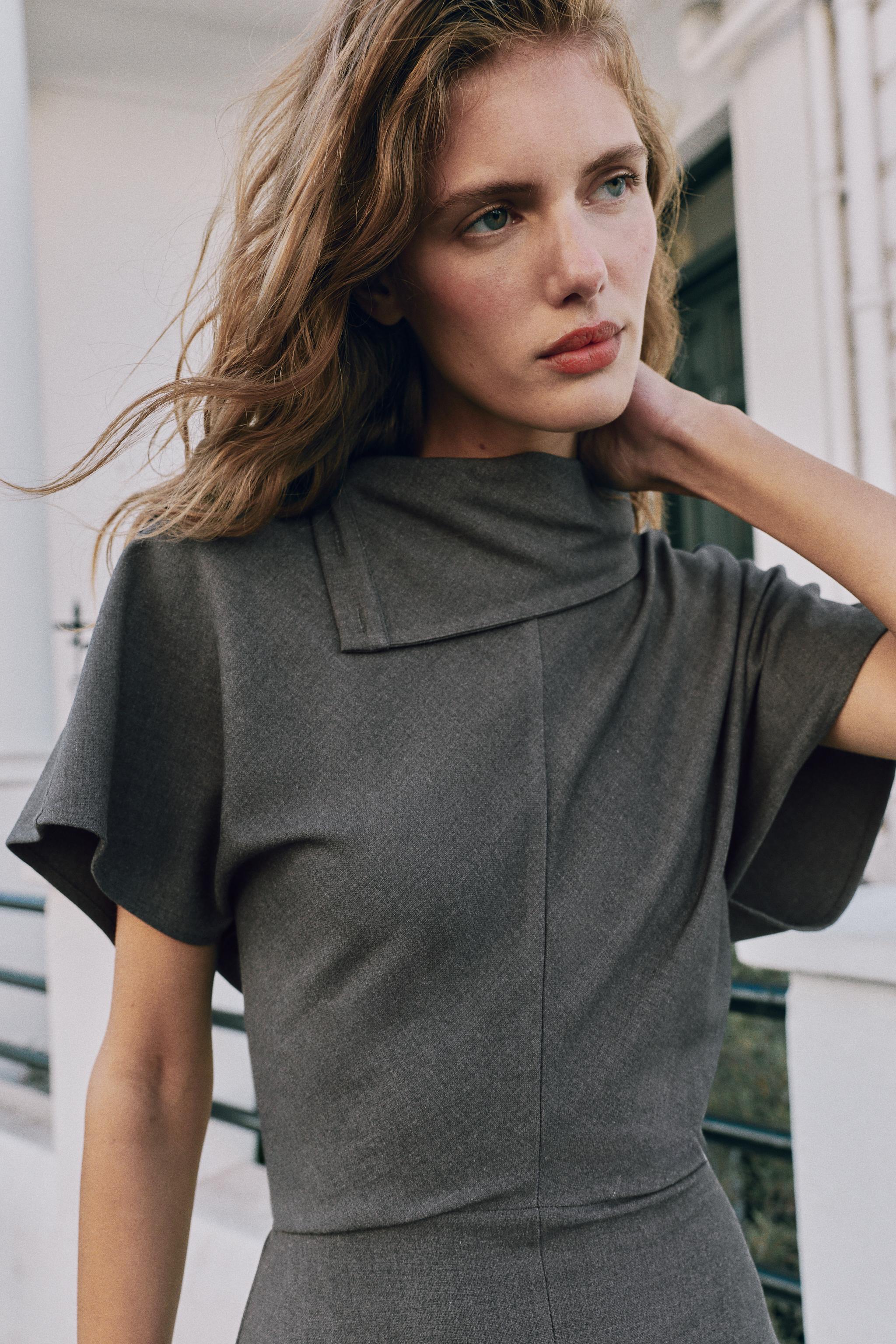 ROBE LONGUE COL MONTANT