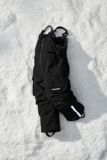 سالوبيت تزلج مقاوم للماء والرياح بجيوب - أسود الخاص بـ Zara