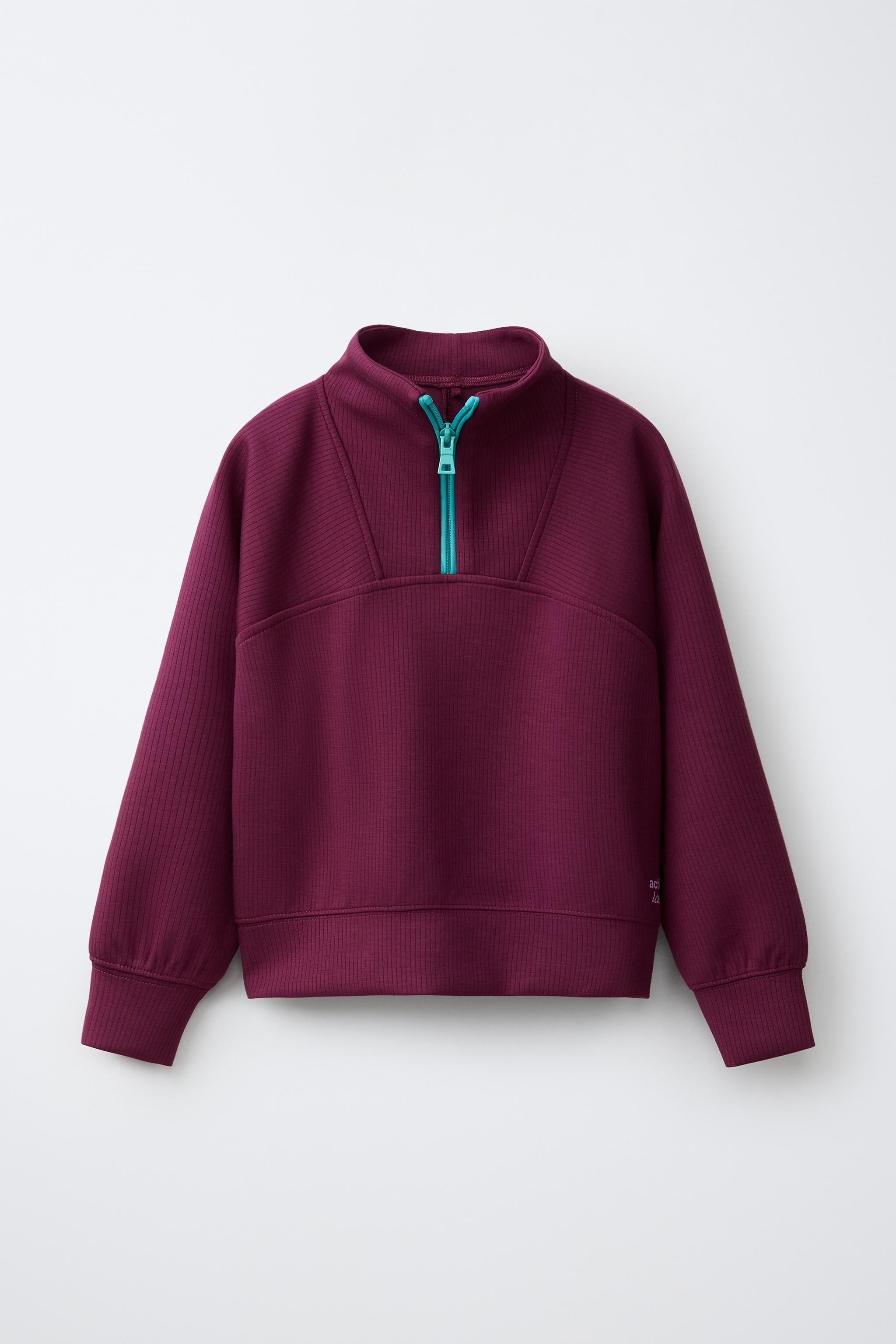 HIGH NECK SWEATSHIRT